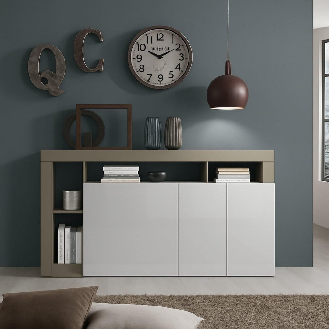 Sideboard mit den Massen 93 cm