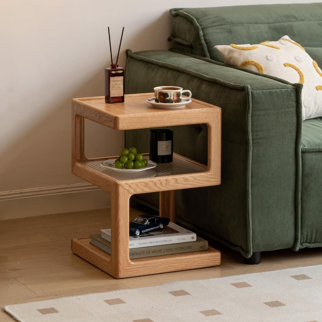 Couchtisch aus Massivholz und Glas